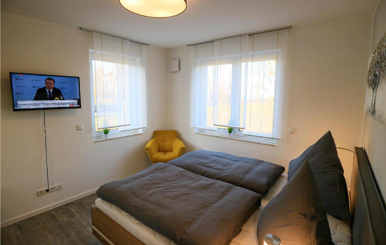 2 Bedroom Cozy Apartment In レヒリン エクステリア 写真